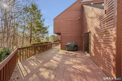 97 W Main St unit 24, Niantic, CT 06357 - photo 6