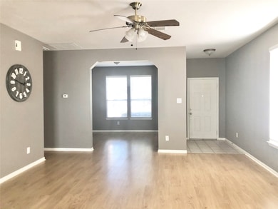 3112 Centennial Village Dr, Pearland, TX 77584 - photo 5