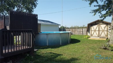 23897 W Meadow Dr, Genoa, OH 43430 - photo 2