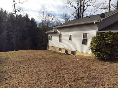 322 Oleta Rd, Hendersonville, NC 28792 - photo 2