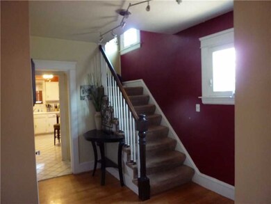 115 Auburn St, Cranston, RI 02910 - photo 4