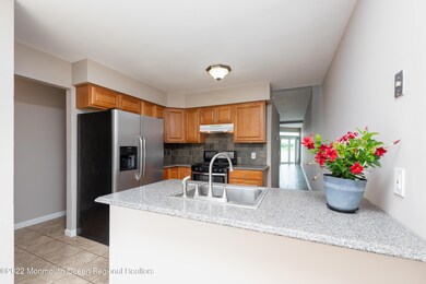 9 Bridgewaters Dr unit 5, Oceanport, NJ 07757 - photo 4