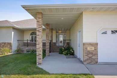 766 36th St S, Moorhead, MN 56560 - photo 5