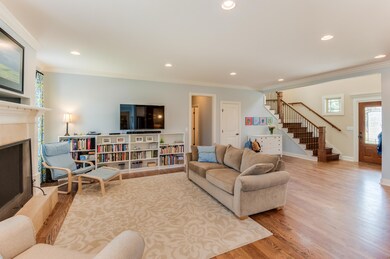 9736_Rookwood_Cir_12
