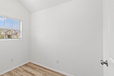 18470 Running Shadow Ct, Hockley, TX 77447 - photo 5