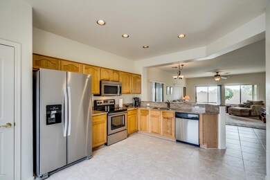 9485 W Deanna Dr, Peoria, AZ 85382 - photo 7