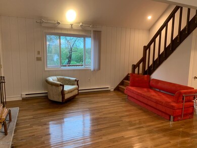 128 English Ivy Ct, Long Pond, PA 18334 - photo 4