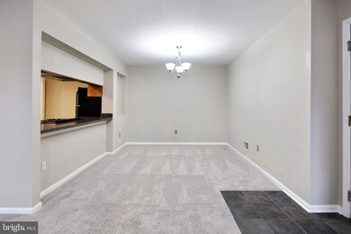 404 Waters Edge Dr unit 404, Newark, DE 19702 - photo 3