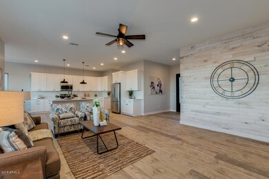 Wood Planked Wall!