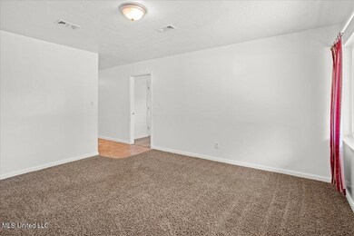 05-Living Room