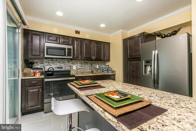 6818 Yataruba Dr, Gwynn Oak, MD 21207 - photo 7