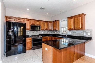 9 Knotts St, Hudson, MA 01749 - photo 5