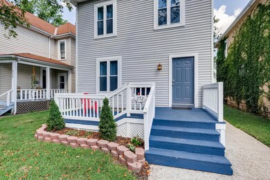 Exterior Front Entry
