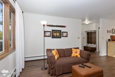 06-Living Room-ELKO1029