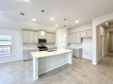 905 Eloise Ln, Cleburne, TX 76033 - photo 3