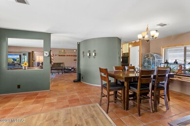 Travisgant dining rm_to livng rm_to kitc