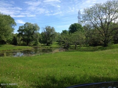 WilsonRdPond1