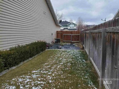 2586 N Greenville Ave, Kuna, ID 83634 - photo 4