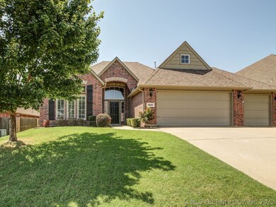 7405 E Jackson St, Broken Arrow, OK 74014 - photo 2