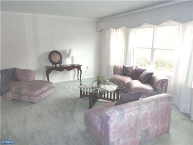 108 Mill Pond Place, Langhorne, PA 19047 - photo 4