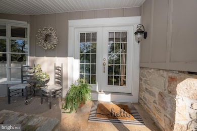 935 Longview Rd, King of Prussia, PA 19406 - photo 2