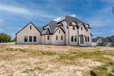 111 Gentle Ridge Dr, Elm Springs, AR 72762 - photo 2