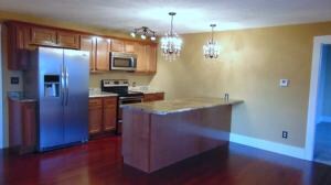 Kitchen & Eat in