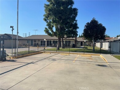 9932 Cedar St, Bellflower, CA 90706 - photo 6