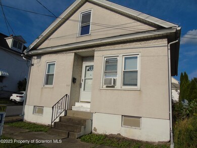 220 Willow St, Dunmore, PA 18512 - photo 2