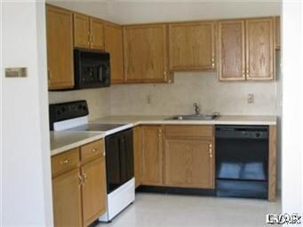 20 N 9th St unit 5, Emmaus, PA 18049 - photo 4