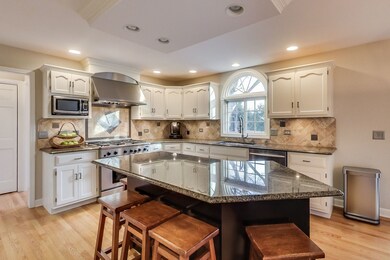 2116 Primrose Ln, Naperville, IL 60565 - photo 4