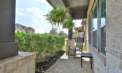 31208 Crescent Timbers Ln, Spring, TX 77386 - photo 4