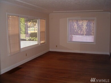 1833 Nichols Blvd, Longview, WA 98632 - photo 2