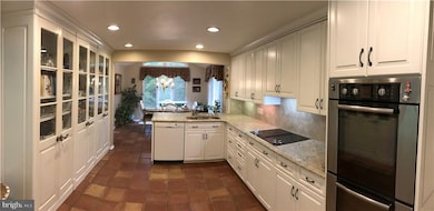 2316 Cavesdale Rd, Owings Mills, MD 21117 - photo 3