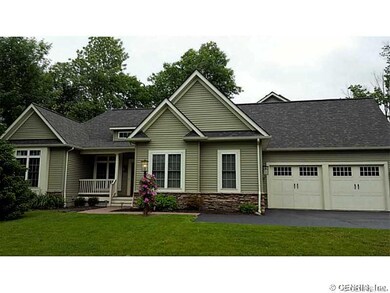 In-law. Private entrance & porch to in law apartme