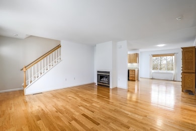 665 Center St unit 706, Ludlow, MA 01056 - photo 4
