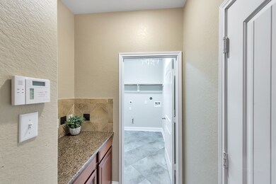 27523 Fleming Bluff Ct, Fulshear, TX 77441 - photo 7