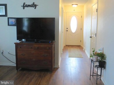 35 Cormorant Dr, Bechtelsville, PA 19505 - photo 3