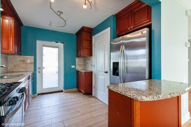 751 Norfolk Ave, Westchester, IL 60154 - photo 6