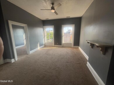 17 Ash Grove Place unit 4, Albany, NY 12202 - photo 2