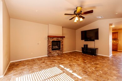 1432 Puesta Del Sol, Alamogordo, NM 88310 - photo 7