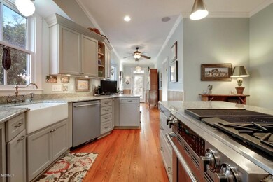 106 Carroll Avenue - 05