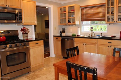 329 Walnut St, South Amboy, NJ 08879 - photo 2