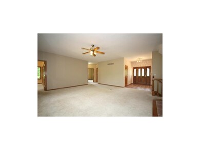 22250 W 191st St, Spring Hill, KS 66083 - photo 5