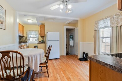 113 Oakland Ave, Pawtucket, RI 02861 - photo 7
