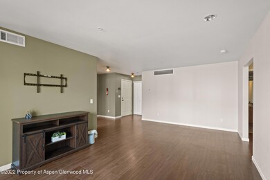 790CastleValley#H_DASH_22042806