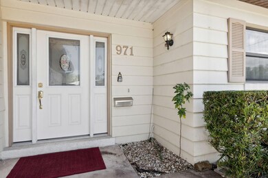 5-web-or-mls-5_971 Kings Post Rd
