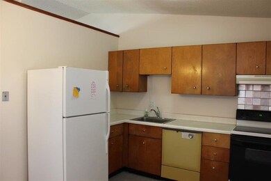 1822 W 69th St, Davenport, IA 52806 - photo 7