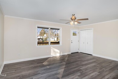 908 N 3rd Ave, Siler City, NC 27344 - photo 5