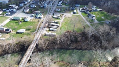 102 3rd St, Vanceburg, KY 41179 - photo 5